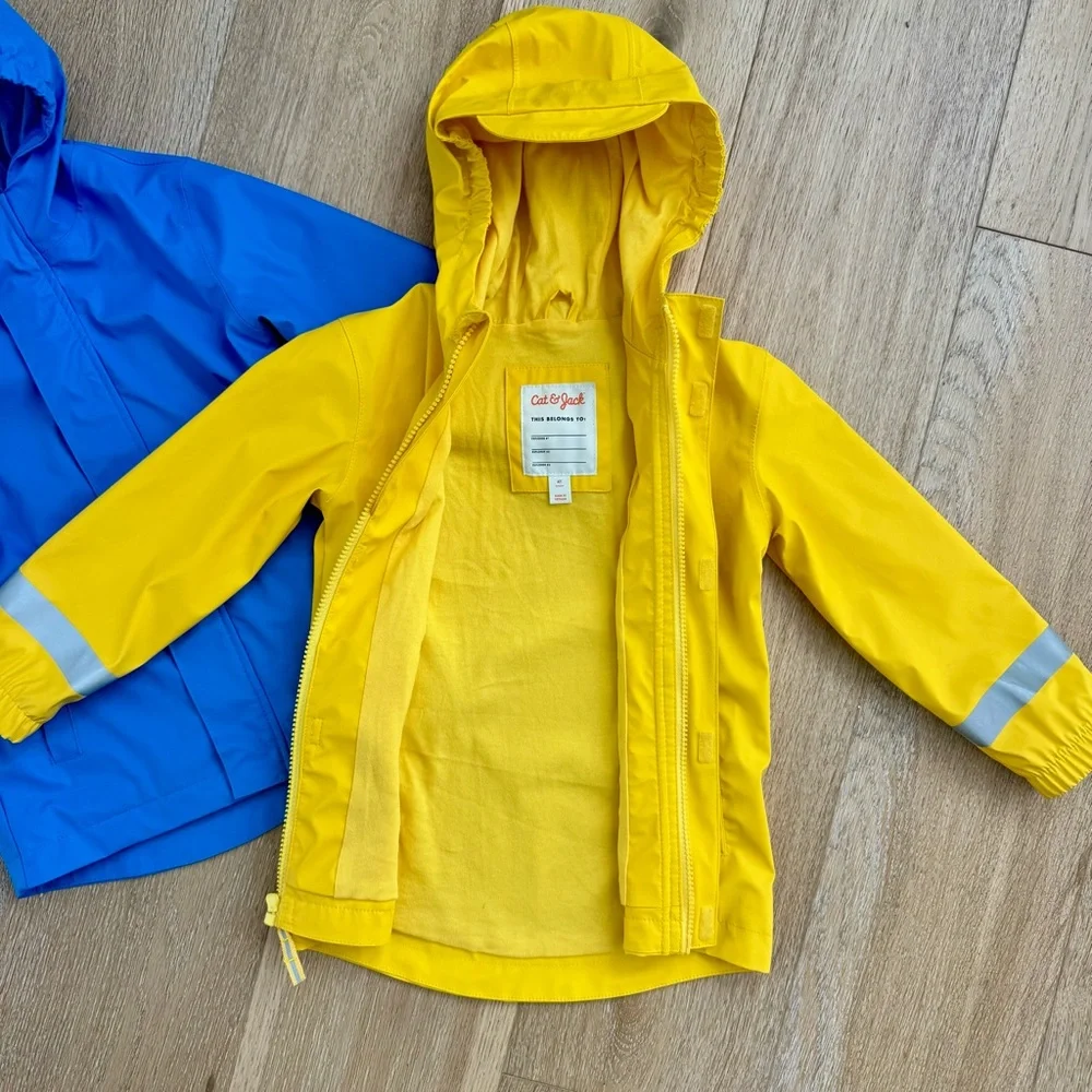 Set of 2 Cat & Jack Raincoats 4T - Picture 2 of 5